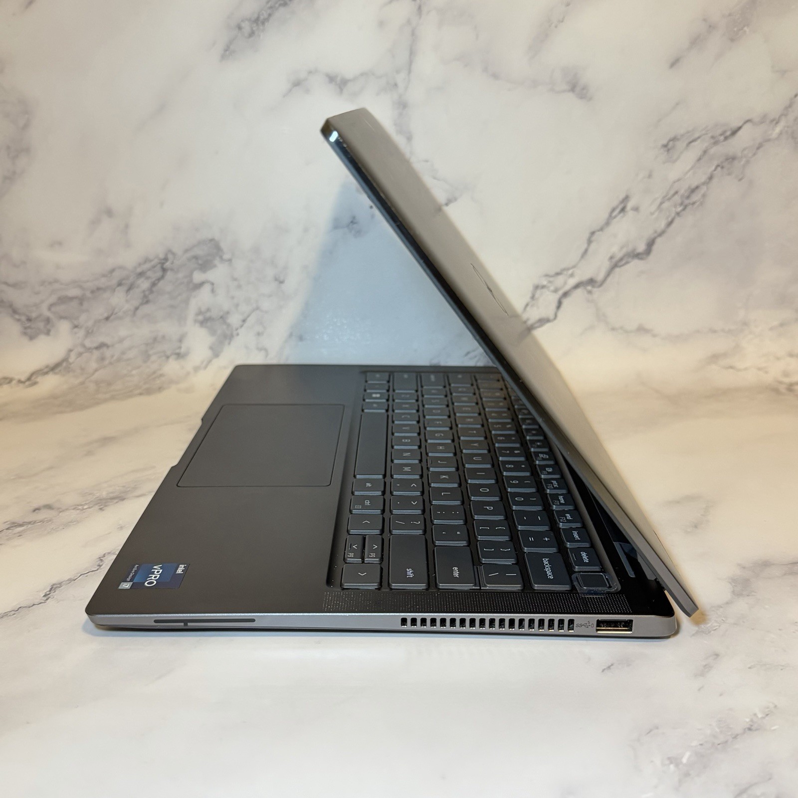 Dell Latitude 9430 2-in-1 32GB RAM i7-1265U 256GB SSD QHD+ Touchscreen Laptop