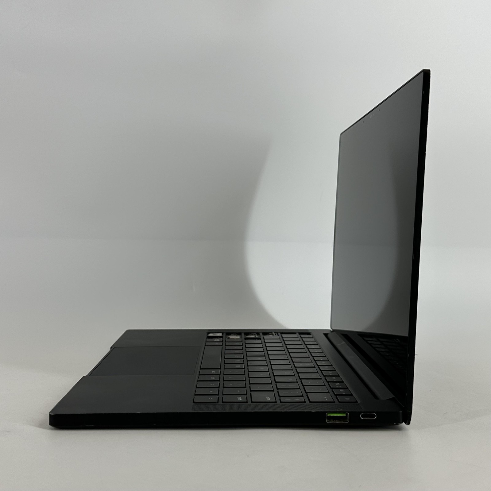 Razer Blade Stealth 13 4K TOUCH i7-8565U 1.8GHz 16GB 512GB SSD MX150 Fair