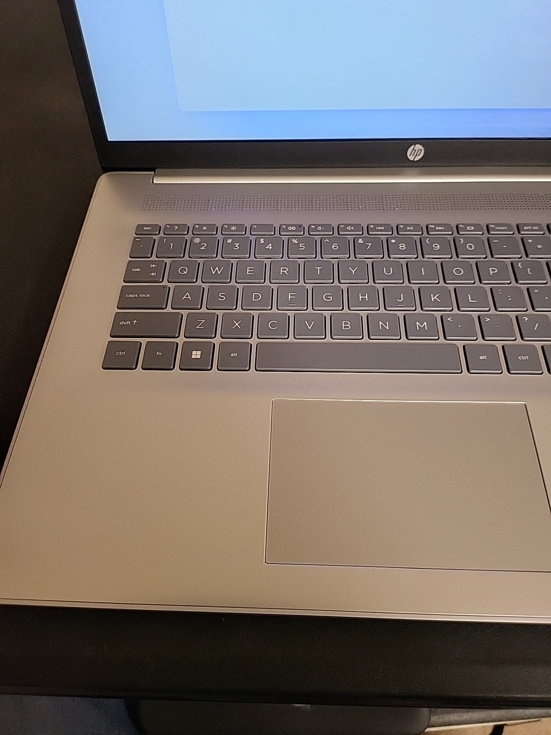 Hp 17.3 inch HD+ Touchscreen Laptop Intel Pentium 256gb Ssd 4gb RAM – U3