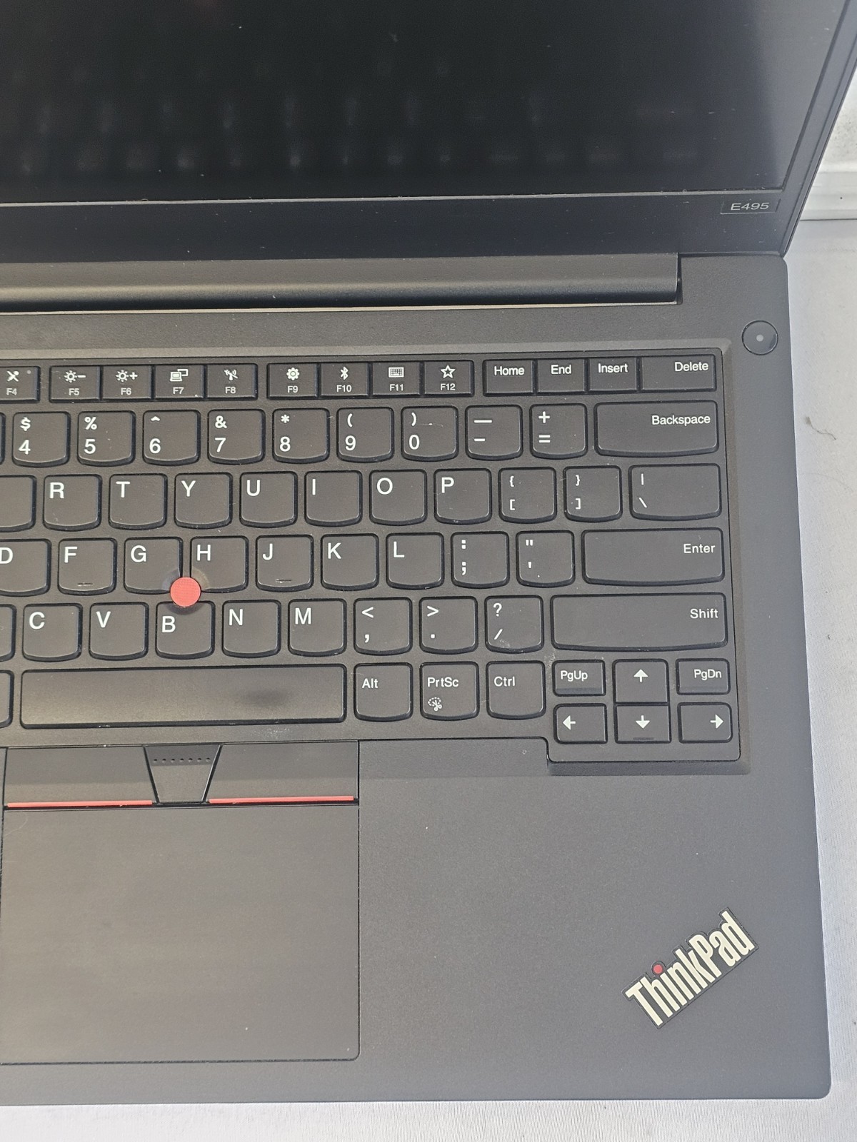 Lenovo ThinkPad E495 Laptop – AMD Ryzen 5-3500u – 8GB RAM – 256GB SSD – Win 10