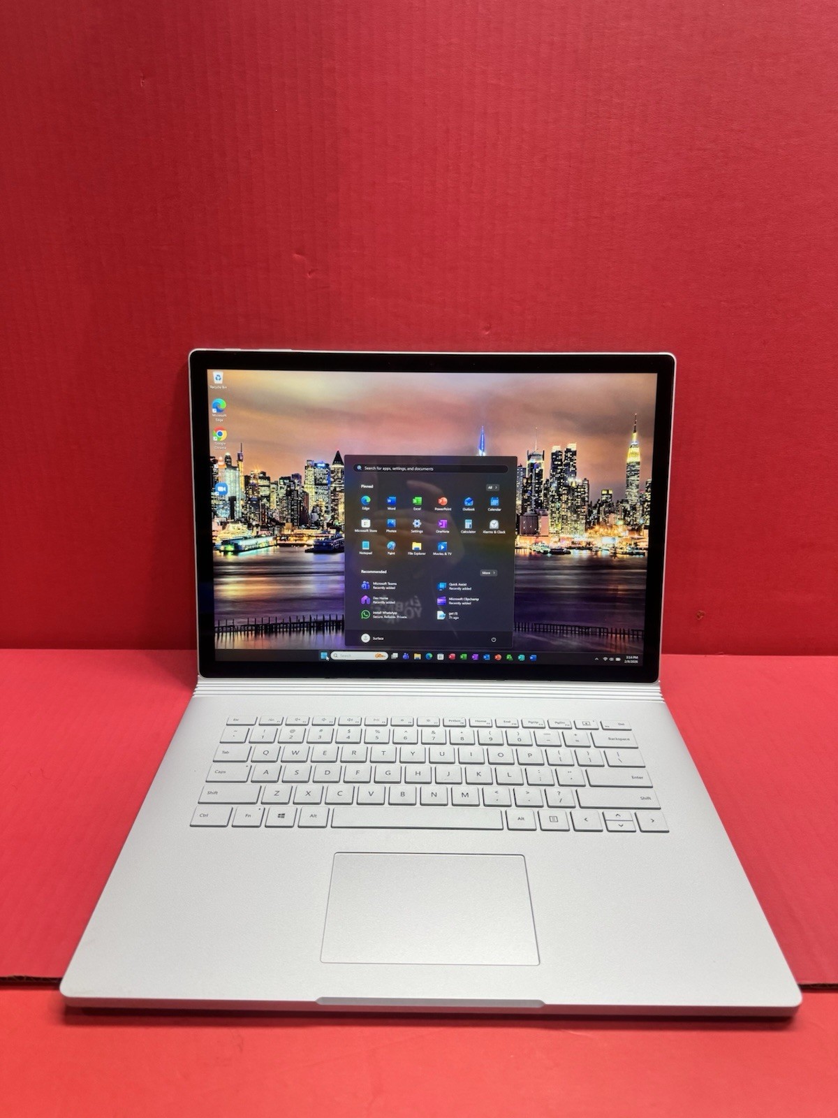 Microsoft Surface Book 3 15.5” 10th i7- 1.30GHz 16GB 256GB Windows 11pro