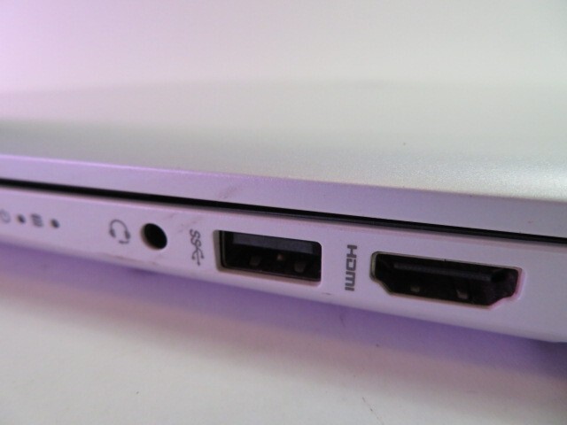 HP PAVILION 15Z-AB100, AMD A8-7410, 8GB, 1TB HDD, WEBCAM, WIN 10, BAD BATTERY