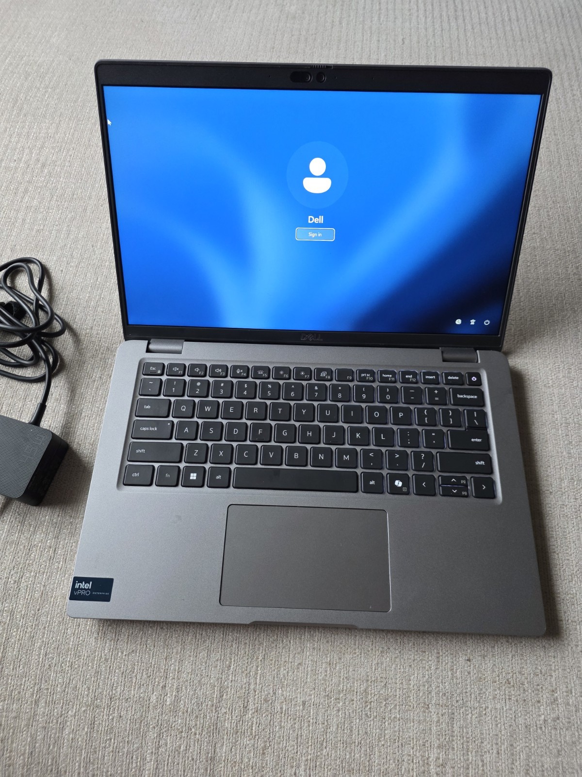 Dell Latitude 5450 14″ FHD Core Ultra 5 135U 16GB RAM 512GB SSD ProSupport 2028