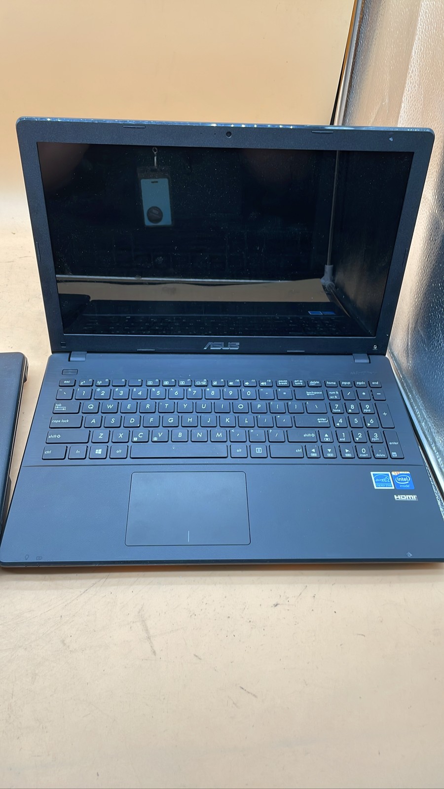 Asus X551M 15.6-Inch Intel Core Processor Laptop No HDD Unit Lot of 2
