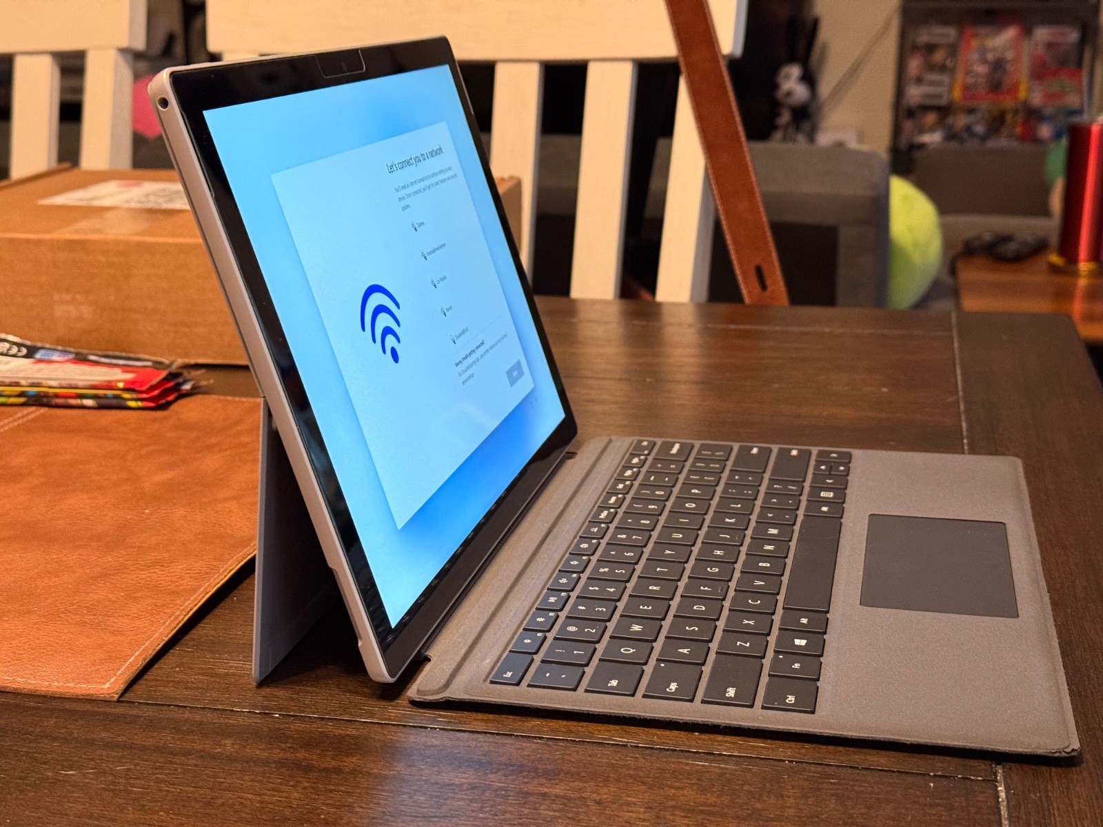 Microsoft Surface Pro 5 12.3″ 128GB SSD Intel Core M3 7th Generation 4gb RAM
