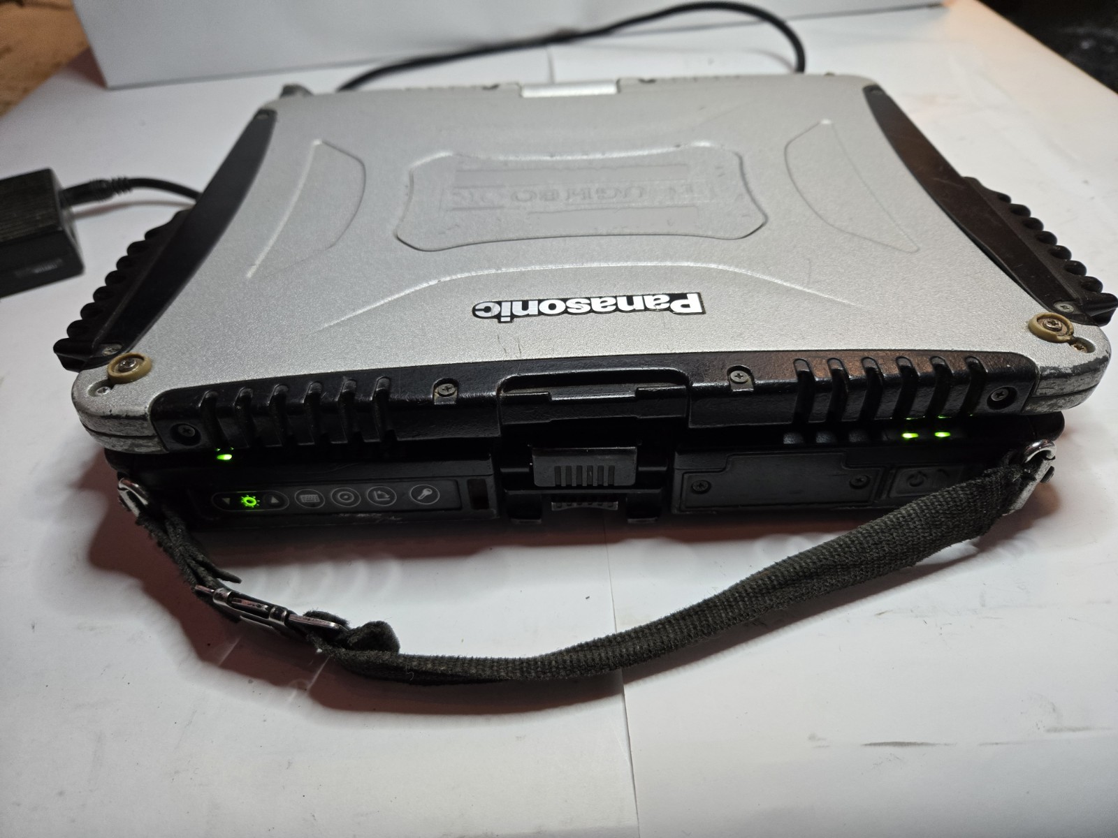 Panasonic Toughbook CF-19 MK5, i5 2520M 2.5GHz, 8GB RAM 512GBSSD Touch Win10P 3G