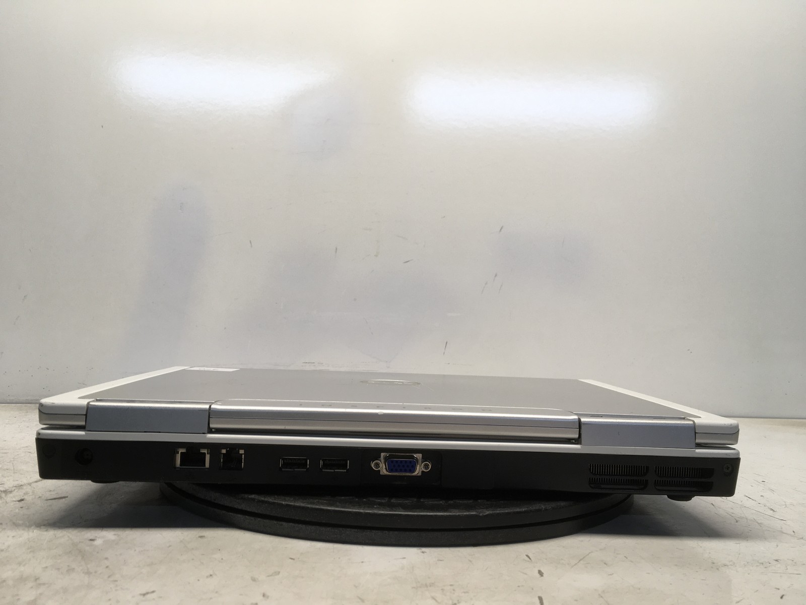 Dell Inspiron 1501 Mobile AMD Sempron 3500+ 1.8GHz 1 GB NO HDD No Batt