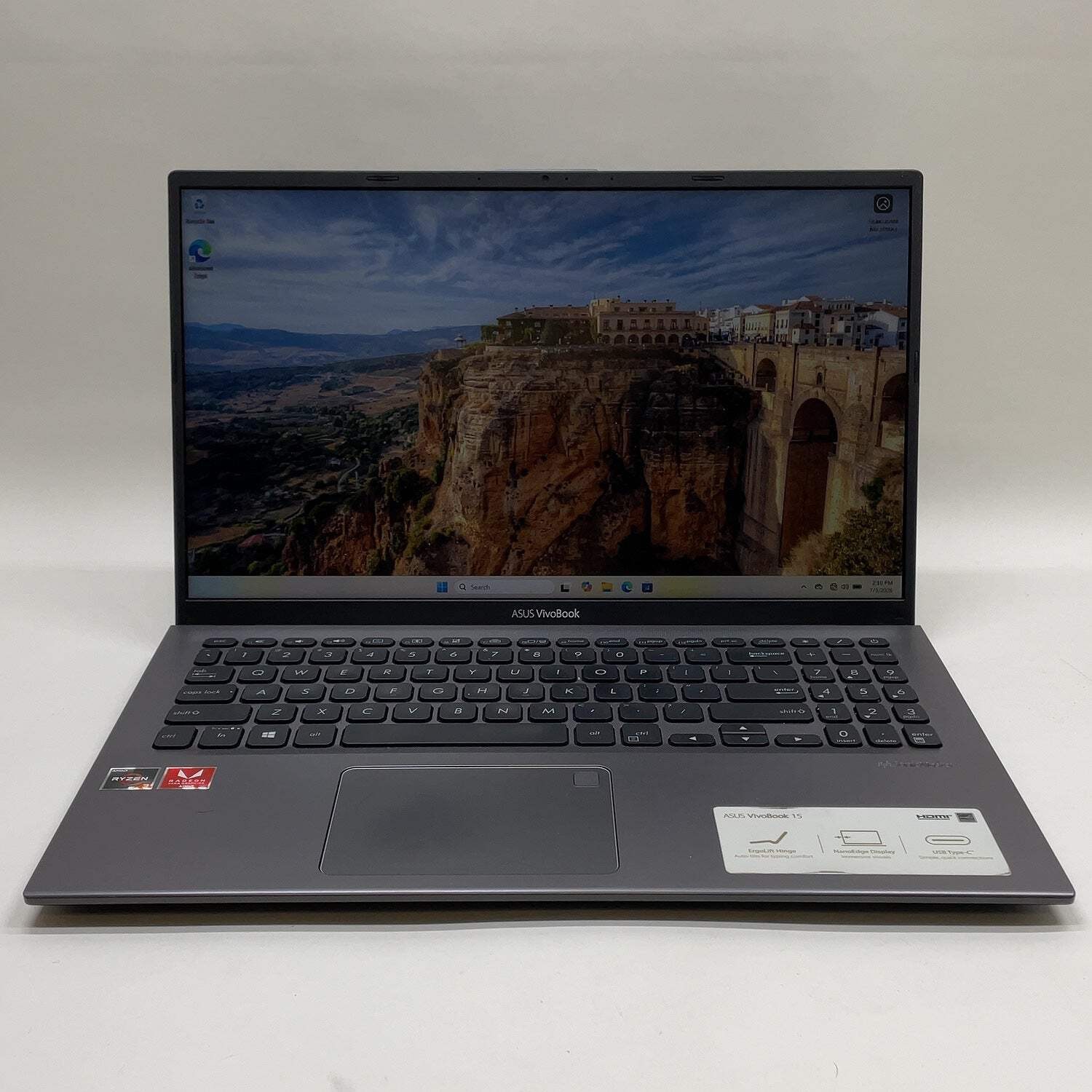 Asus Vivobook 15 F512D 15.6″ Ryzen 3 3200U 2.6GHz 4GB RAM 512GB SSD