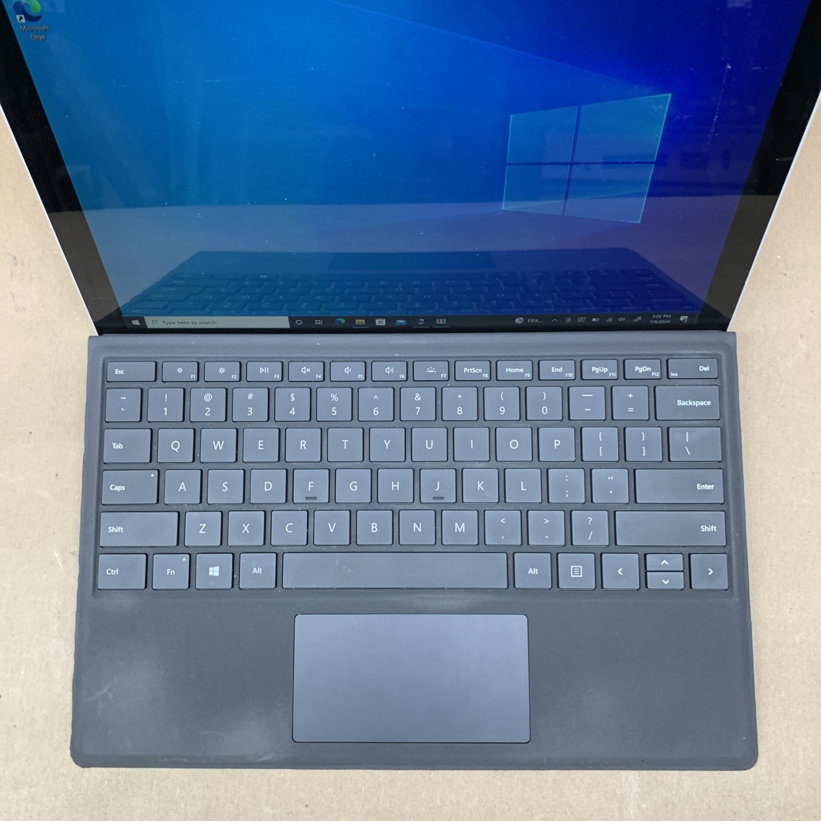 Surface Pro 5th Gen 1796, Core i5-7300U @ 2.6GHz, 8GB RAM, 256GB SSD, W10P