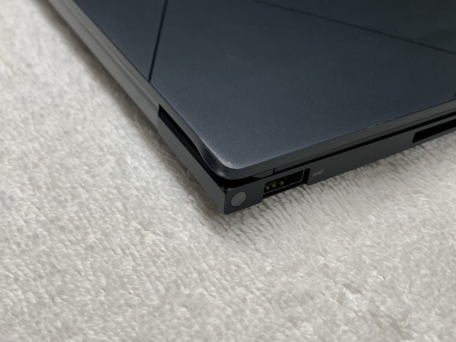 ASUS ZenBook 14X OLED Touchscreen Laptop (i7-13700, 16GB RAM, 512GB SSD)