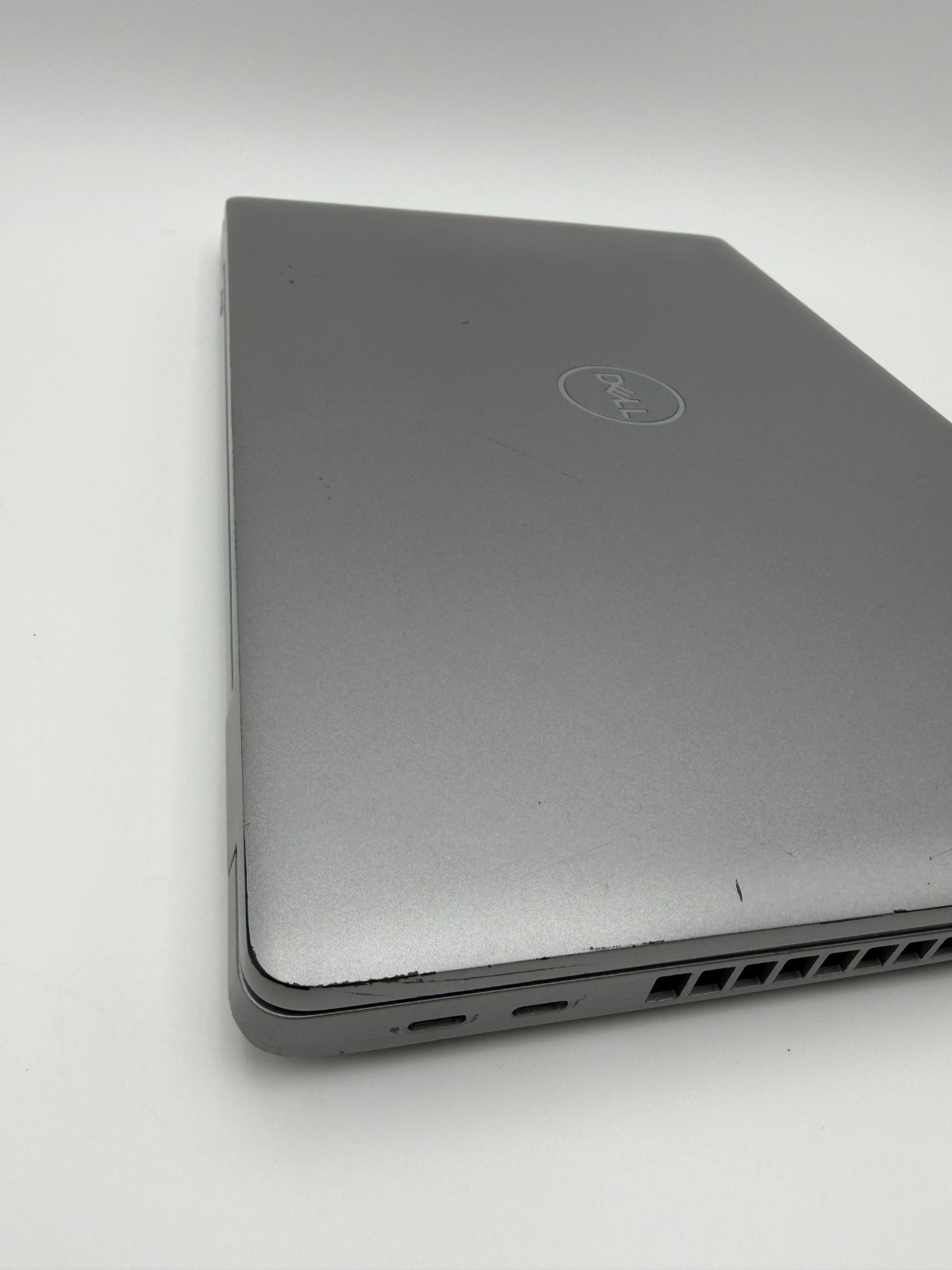 Dell Precision 3561 15.6″ i7-11800H 32GB 512GB NVMe SSD Nvidia T600 Win 11 Pro