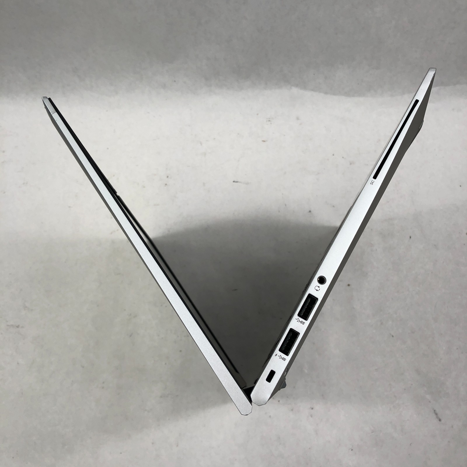 HP EliteBook 840 G8 Intel Core i5-1145G7 2.6GHz 16GB RAM 256GB SSD W11P *READ