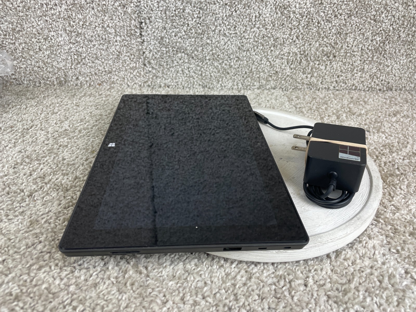 Vintage Microsoft Surface Windows RT Windows Tablet 10.6 inch Black with Adapter