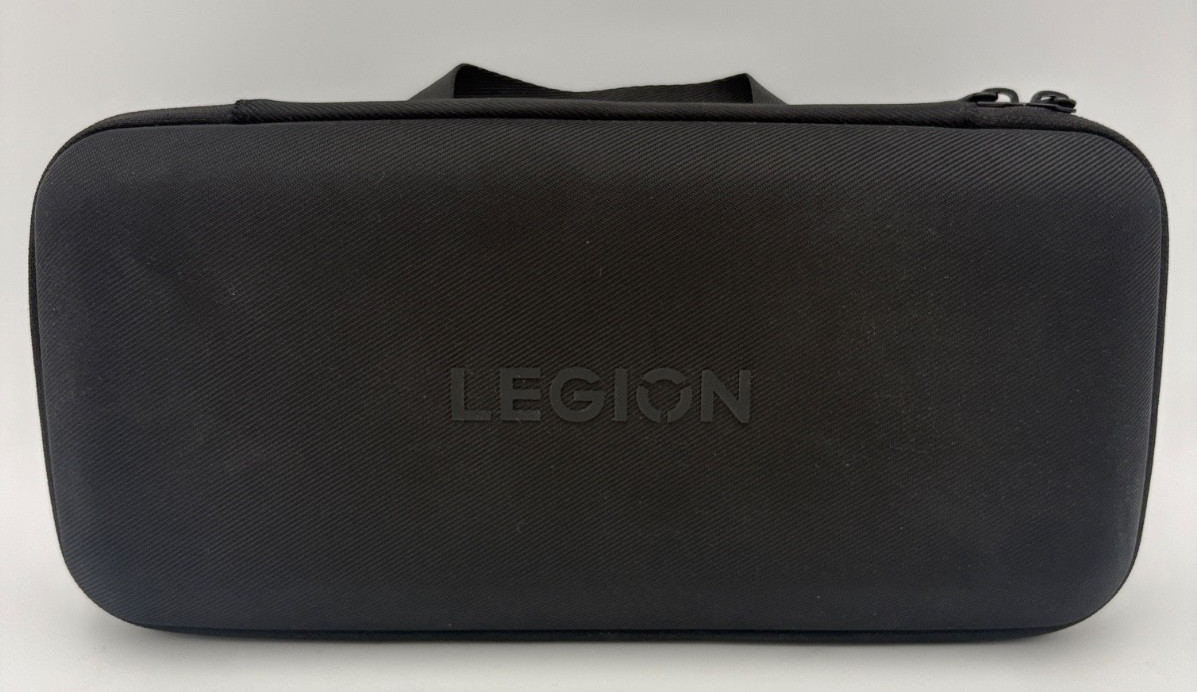 Lenovo Legion Go 8.8 in (1TB SSD, AMD Ryzen Z1 Extreme, 3.3GHz, 16GB RAM)