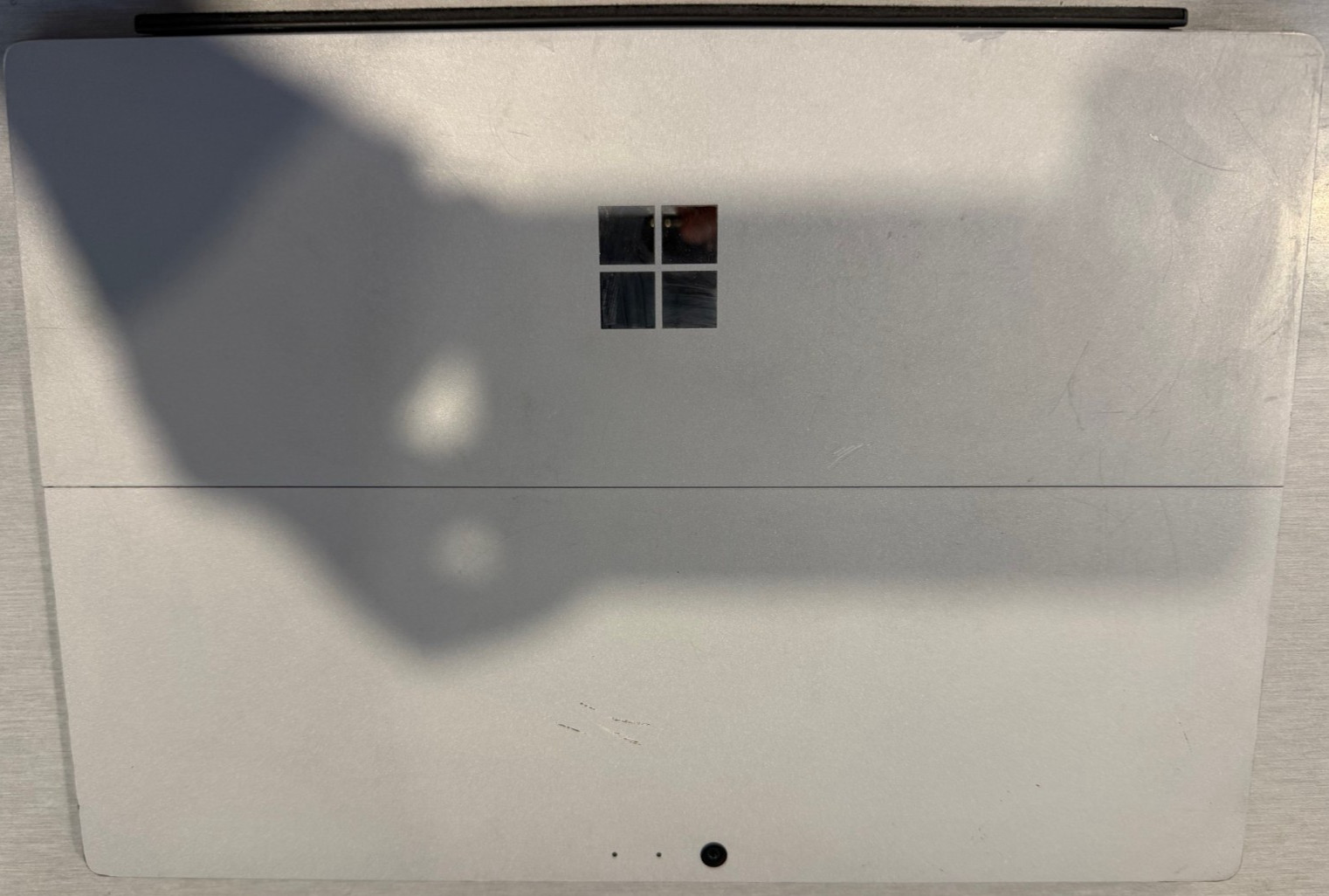 Microsoft Surface Pro 1796 (Intel Core i5, 8GB RAM, 128GB) no AC CORD. AS IS