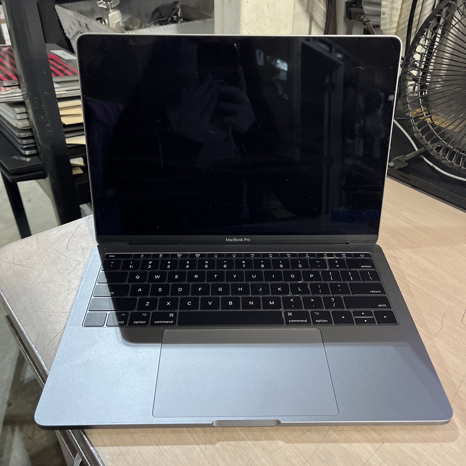 APPLE MACBOOK PRO 13″ MID-2017 CORE I5-7360U 2.3GHZ 8GB RAM NO HD