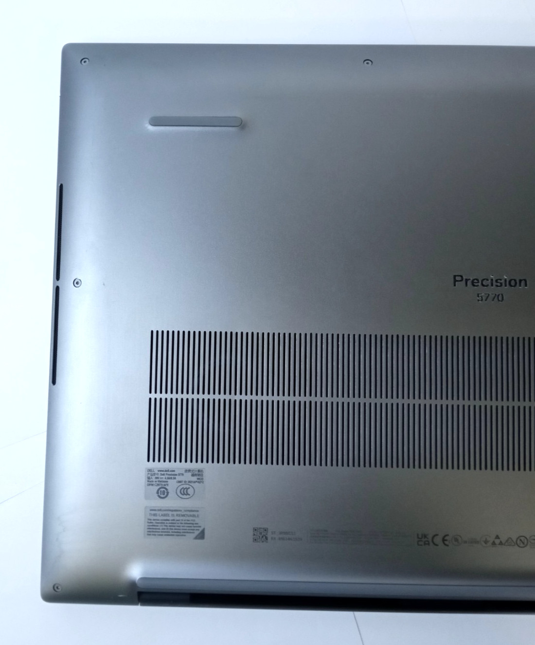 Dell Precision 5770 Intel i7-12800H 32GB RAM 1TB NVMe 17.3″ RTX A3000 WIN 11 PRO