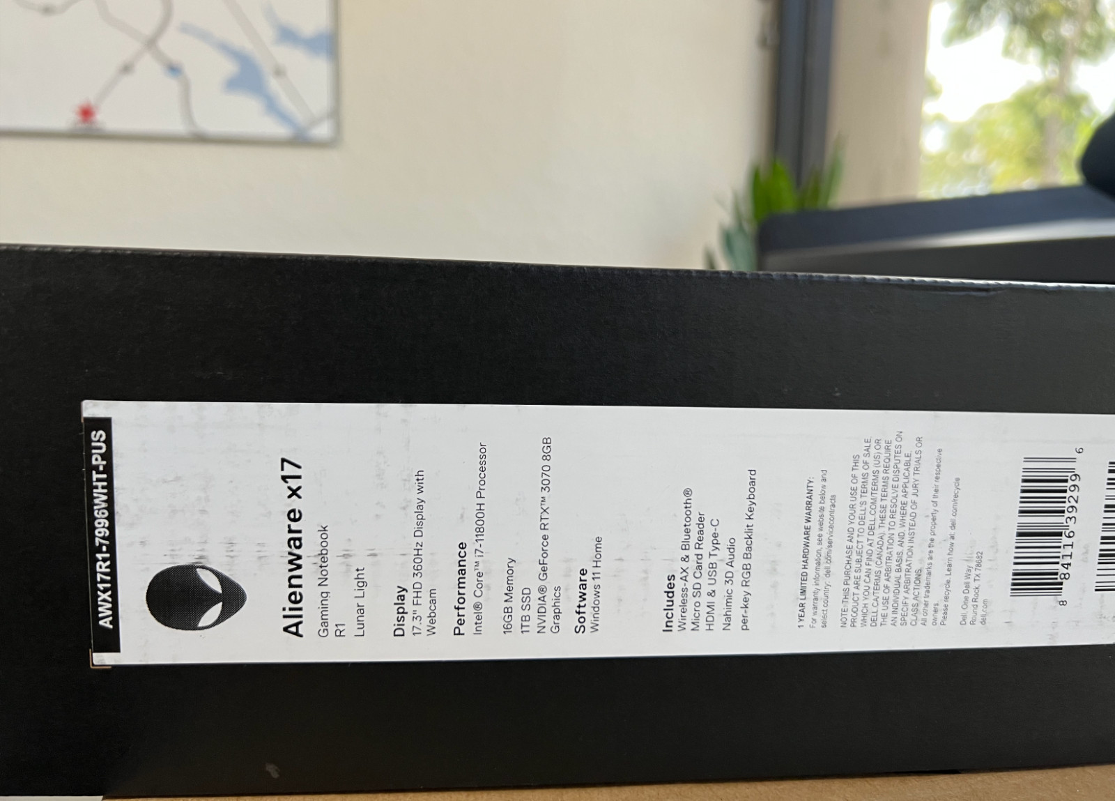 Alienware x17 R1 17.3 inch (1TB, Intel Core i7 11th Gen., 2.30 GHz, 16 GB)Laptop