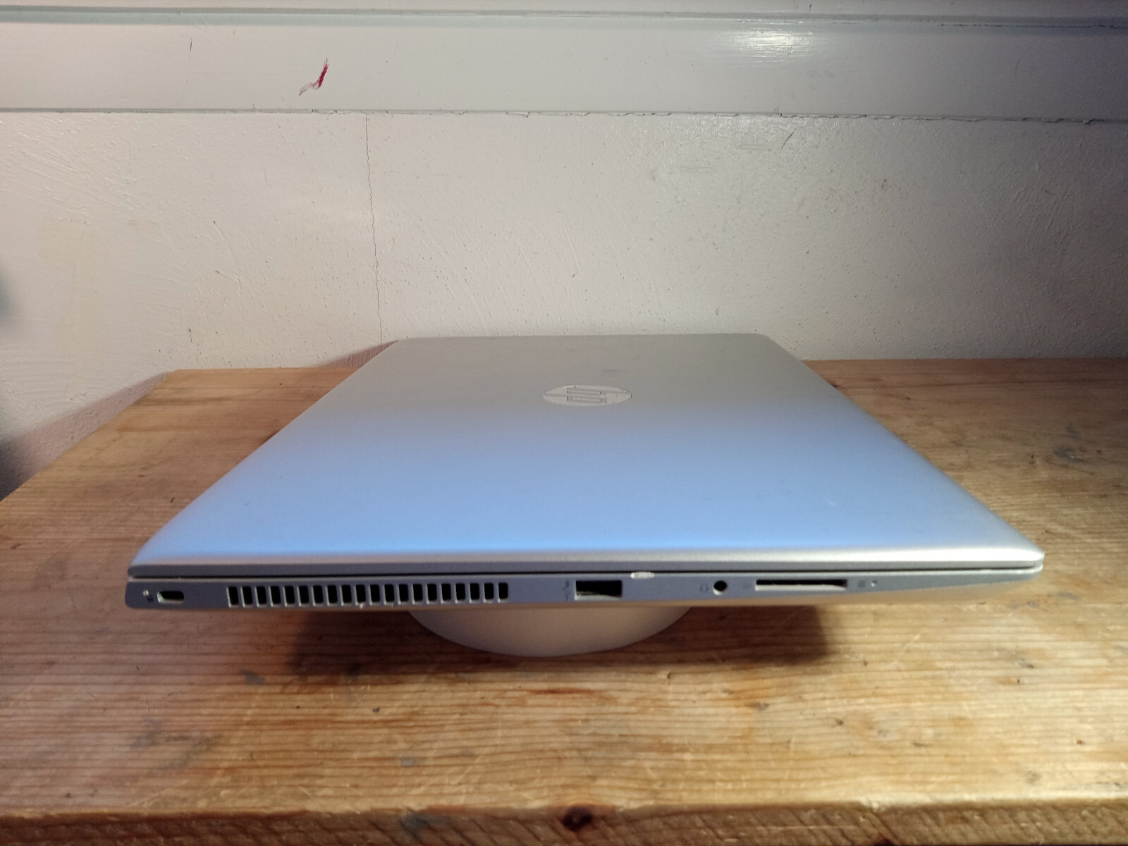 HP Probook 450 G5 i5 8250U 1.6 GHz, 16 GB RAM, 256 GB SSD, Win. 11 Pro.