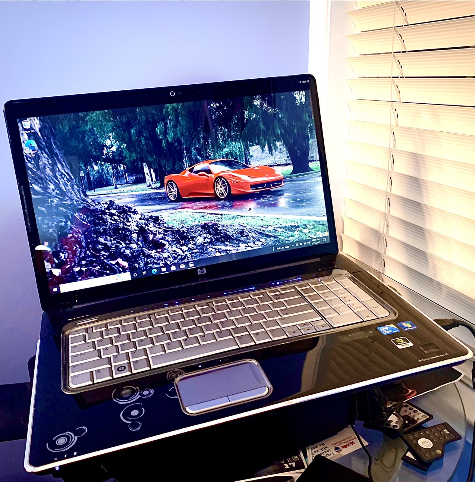 HP PAVILION DV8 -18.6” HD Screen Intel Processor