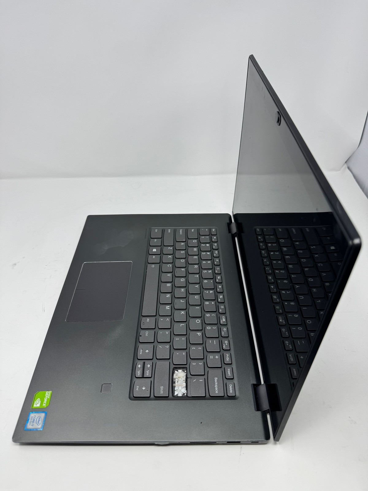 Lenovo 81CA Flex 5-1570 i7-8550U 16GB No HD Nvidia GeForce MX130 Touchscreen