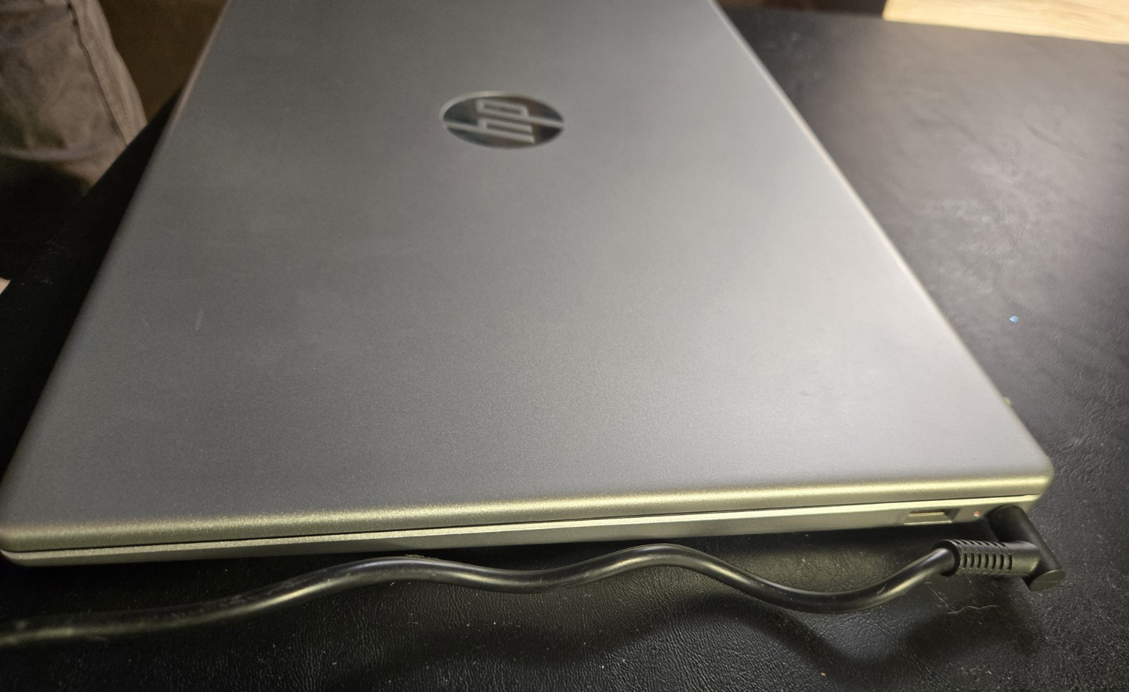 HP Laptop 15-FC0245DX 15.6″ Touch Laptop Ryzen 5 7520U 16GB RAM 256GB NVMe SSD