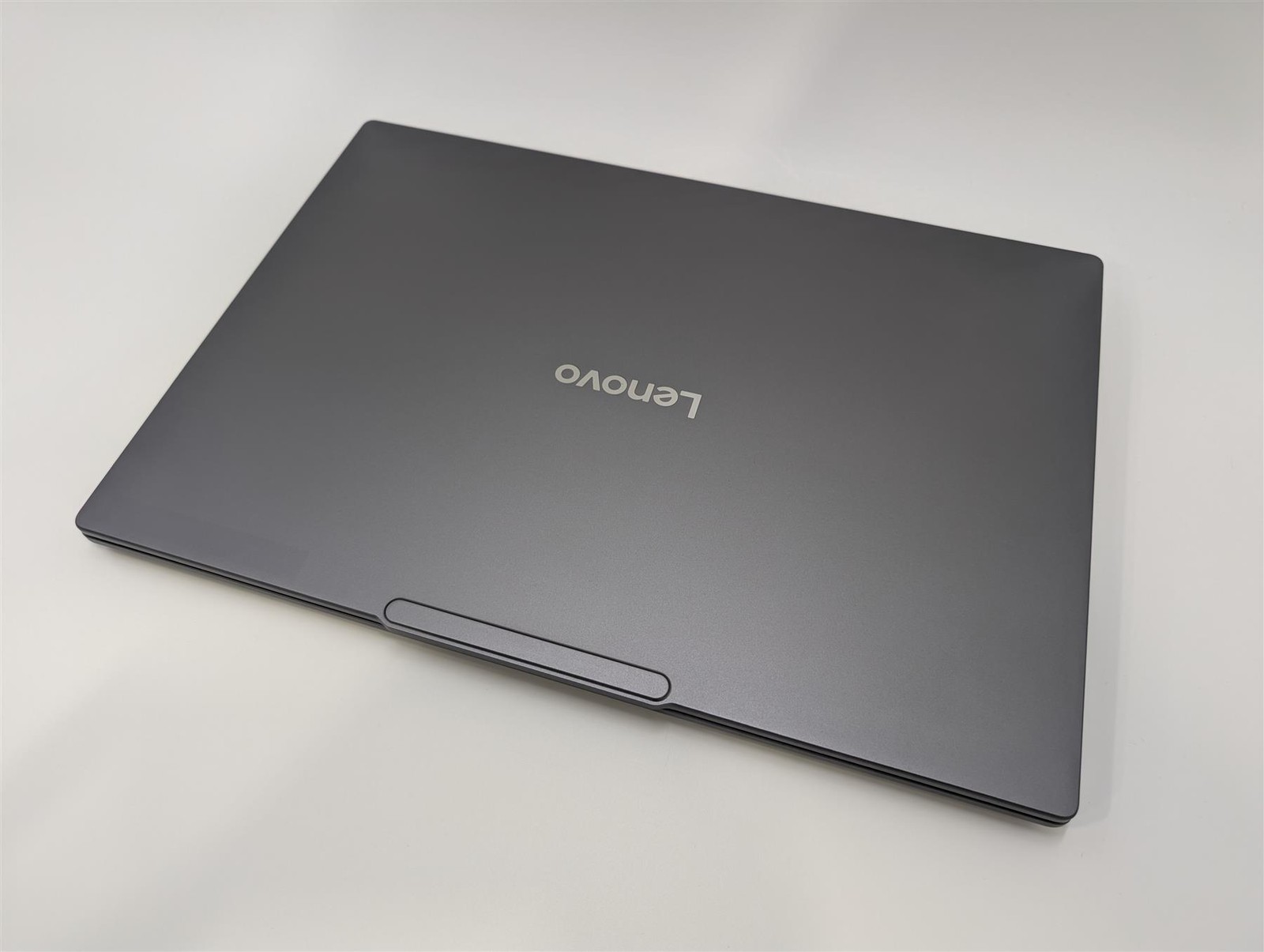 Lenovo IdeaPad Pro 5 16″ Ultra 9 285H 32GB 1TB SSD RTX Luna Grey Used-Very Good