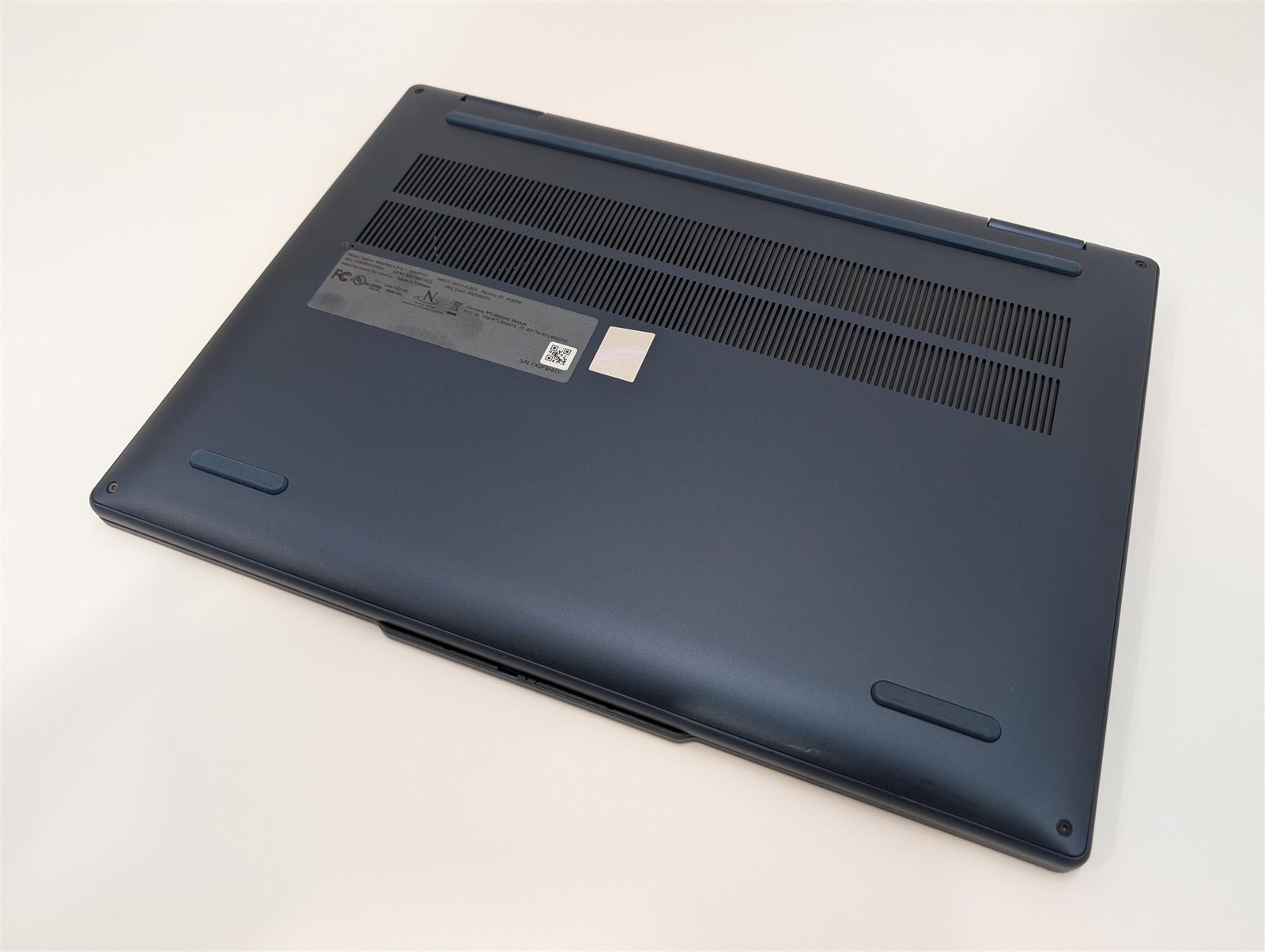 Lenovo IdeaPad 5 2in1 14″ Ryzen AI 7 350 16GB 1TB SSD 860M Blue Used-Very Good