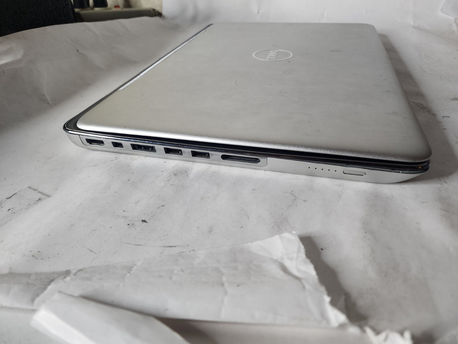 Dell XPS 15z L511Z 15.6″ Laptop Intel Core i5-2410m@2.30ghz, 6Gb Ram, 500GB HD