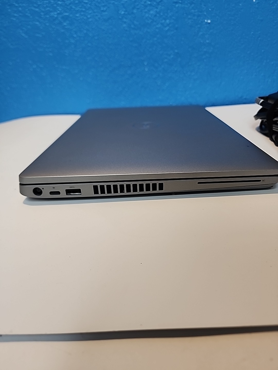 Dell Latitude 5510 . Laptop Pc I7 10th Gen. With Charger