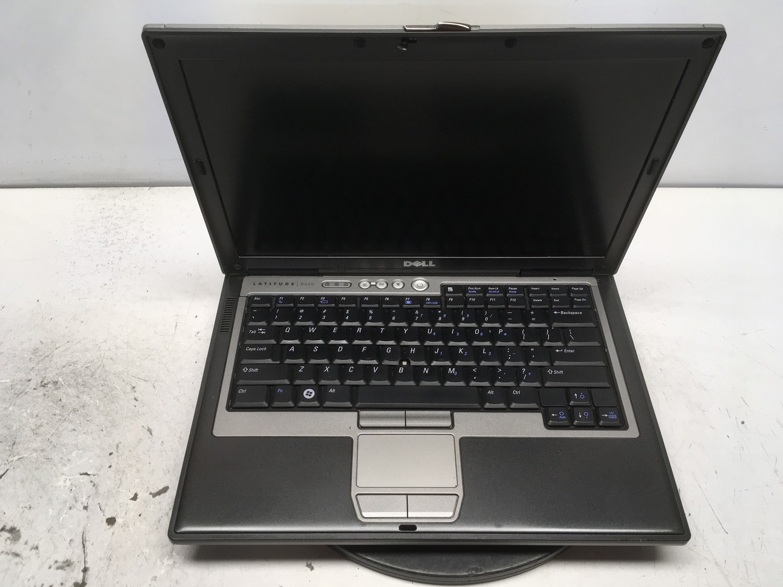 Dell Latitude D630 Intel Core 2 Duo 06FB 2.2GHz 1 GB Ram 500GB HDD Windows XP