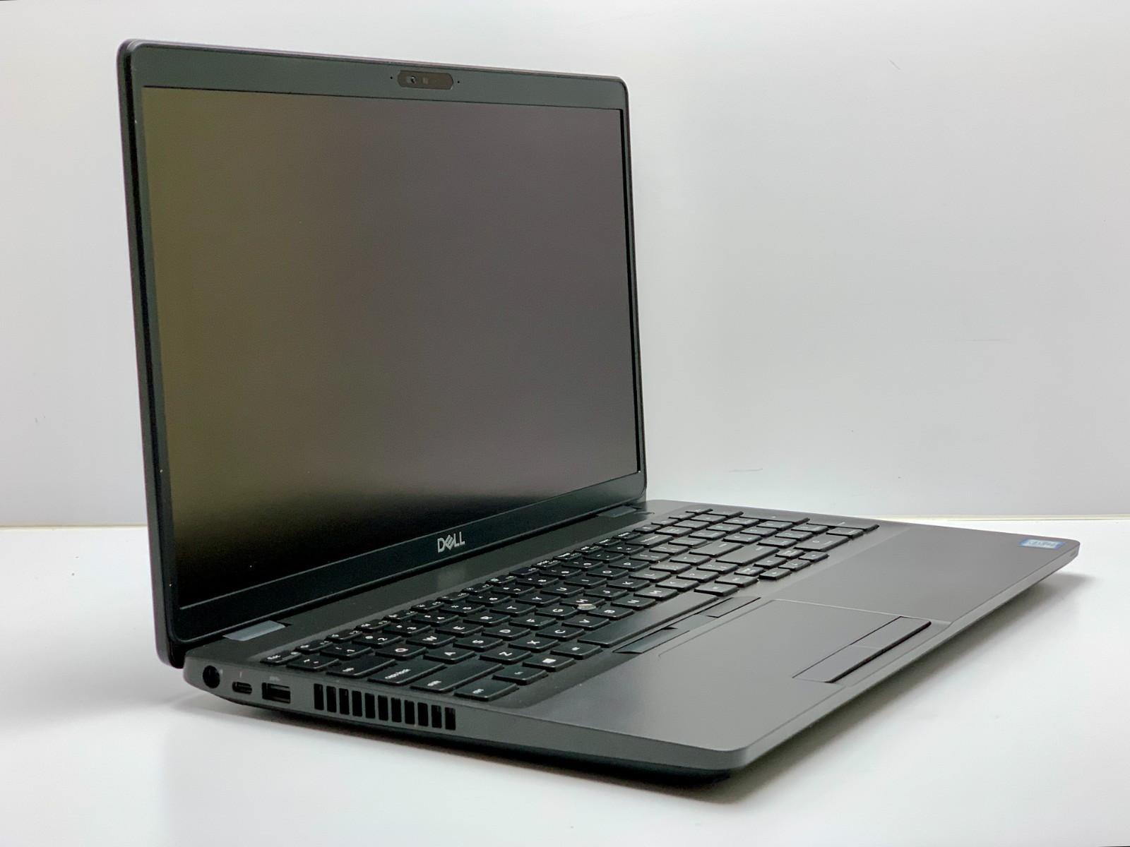 Dell Latitude 5501 | i5-9400H | 8GB RAM | 256GB NVMe | LINUX