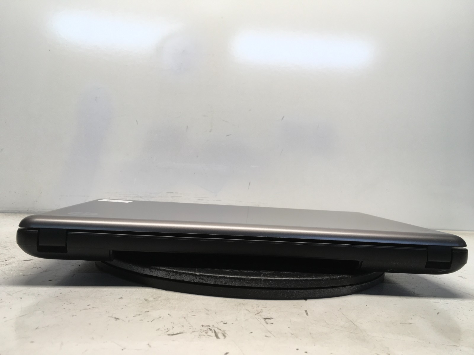 HP 2000-299WM Intel Celeron Dual-Core T3500 2100MHz 3 GB NO HDD