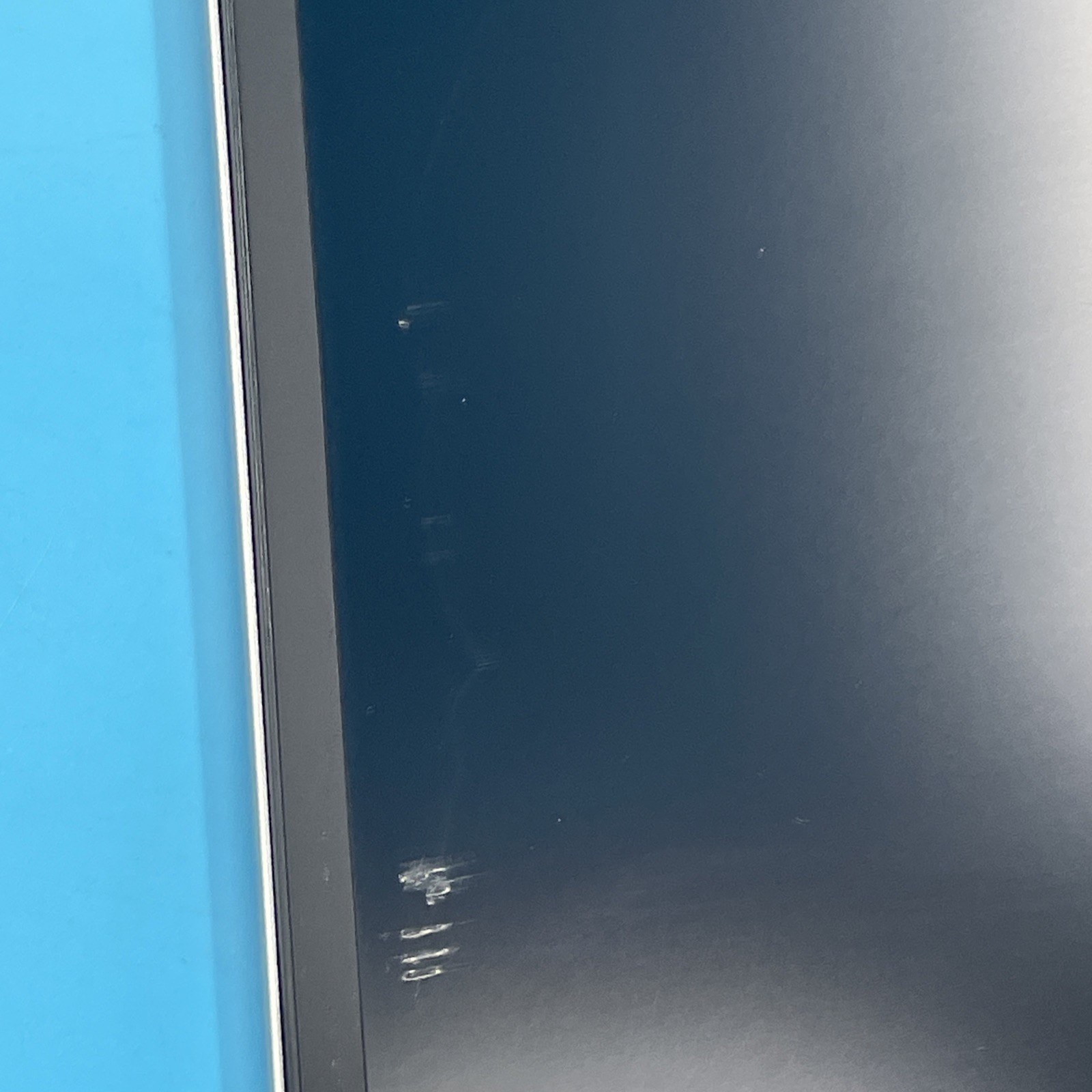 HP EliteBook 840 G8 | i7-1185G7 | 16GB RAM | NO DRIVE | NO OS | 73% BATTERY