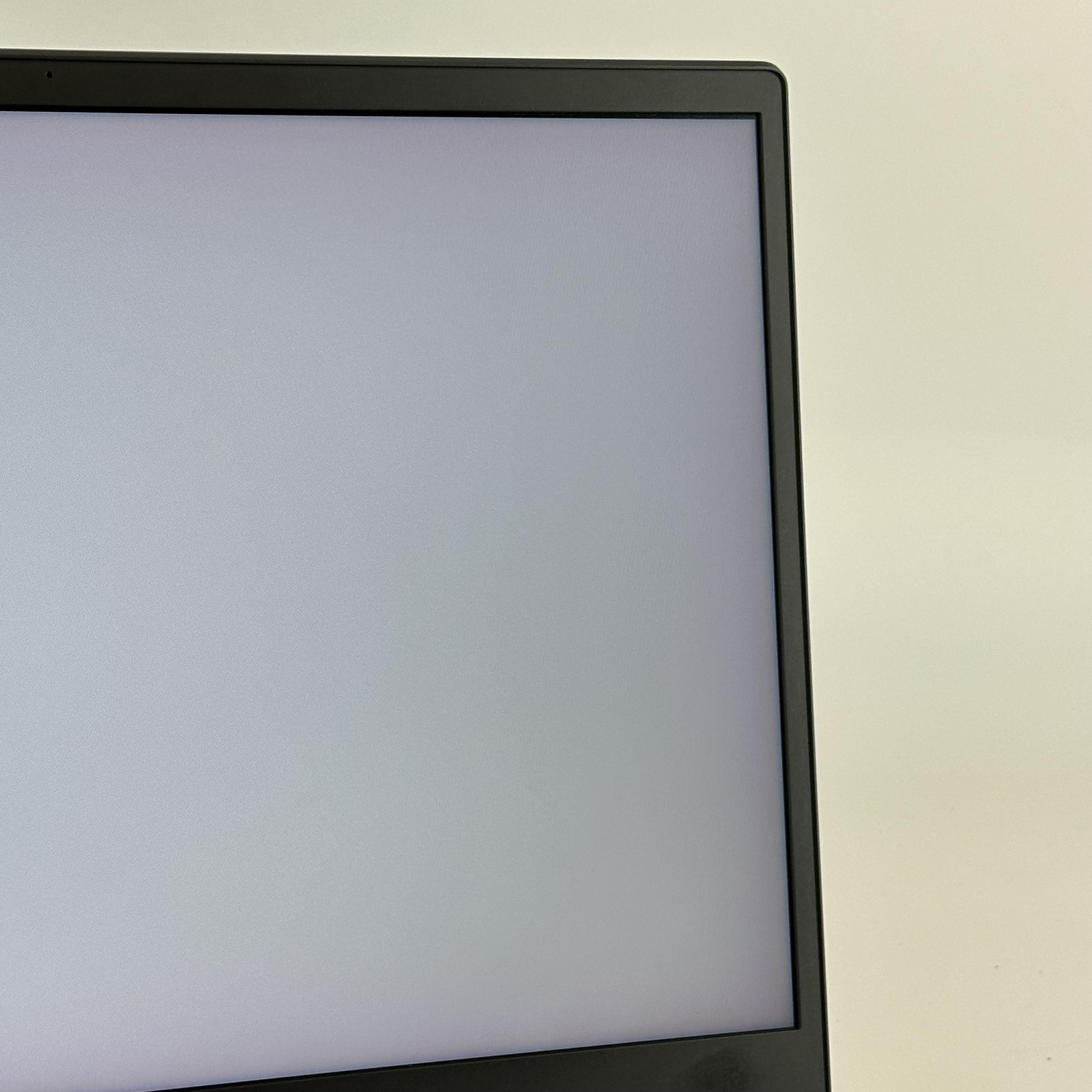 Dell Precision 7770 17.3 Gray FHD i9-12950HX 64GB 1TB SSD RTX A4500 BAD USB PORT