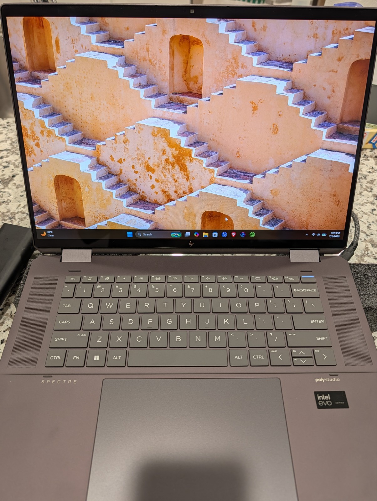 HP Spectre x360 16″ 2.8K OLED 2-in-1 PC Intel Core Ultra 7 155H 16GB 512GB SSD