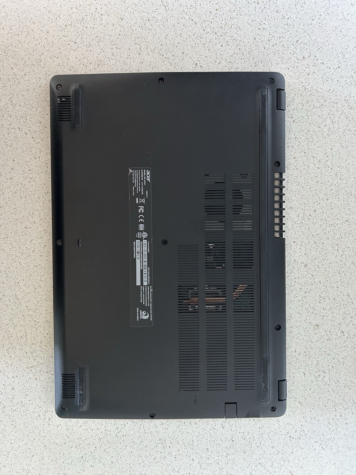Acer Aspire 3 Laptop – Ryzen 7, 16GB RAM, 237GB SSD + 1TB External HDD