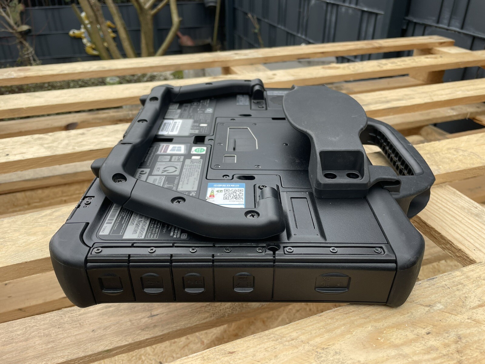 Panasonic Toughbook CF-D1 MK3,Touch,i5-6300U,2.4GHz,32GB,1TB,WIFI,BT,A-STOCK