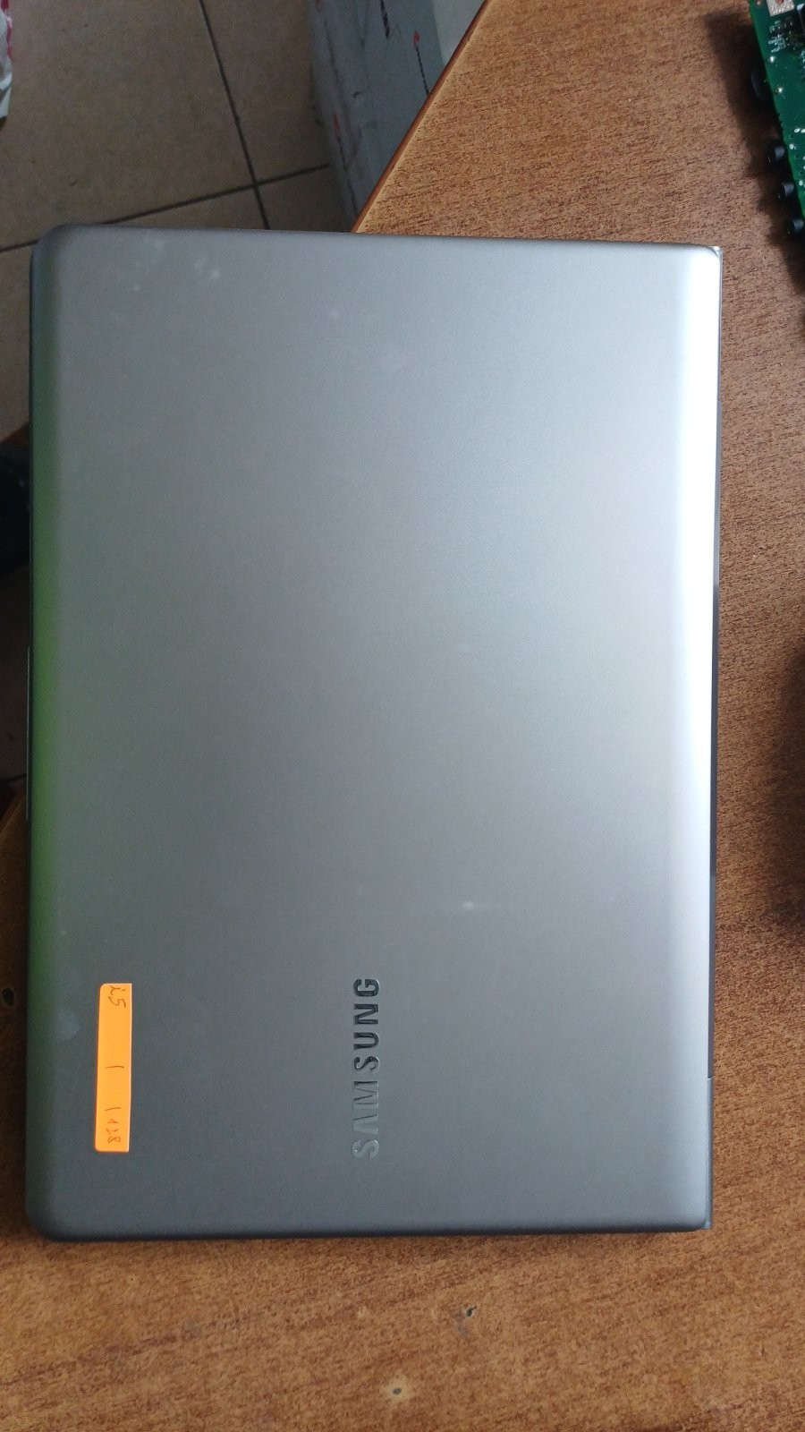 Samsung Series 5 Ultra NP530U3B – thin and light laptop