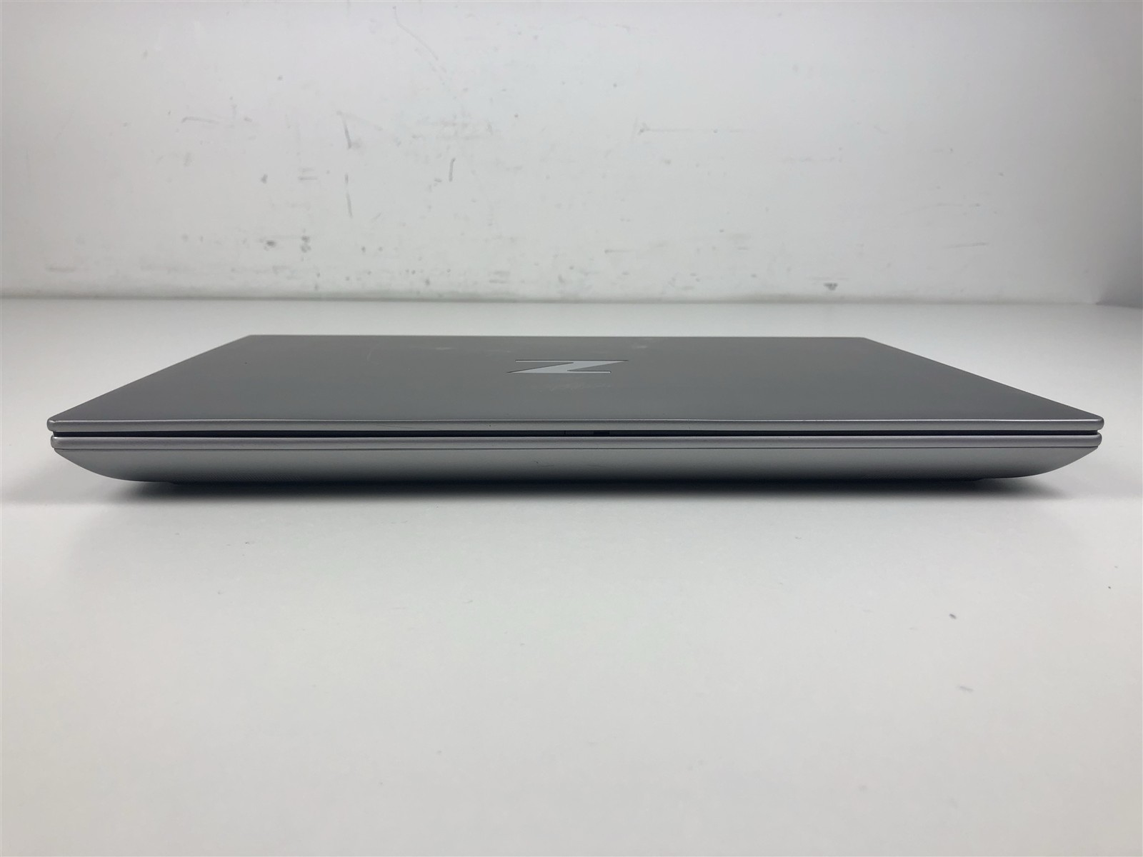 HP ZBook Fury 16 G9: Intel Core i7-12850HX 2.1GHz – 32GB – 1TB – RTX A3000