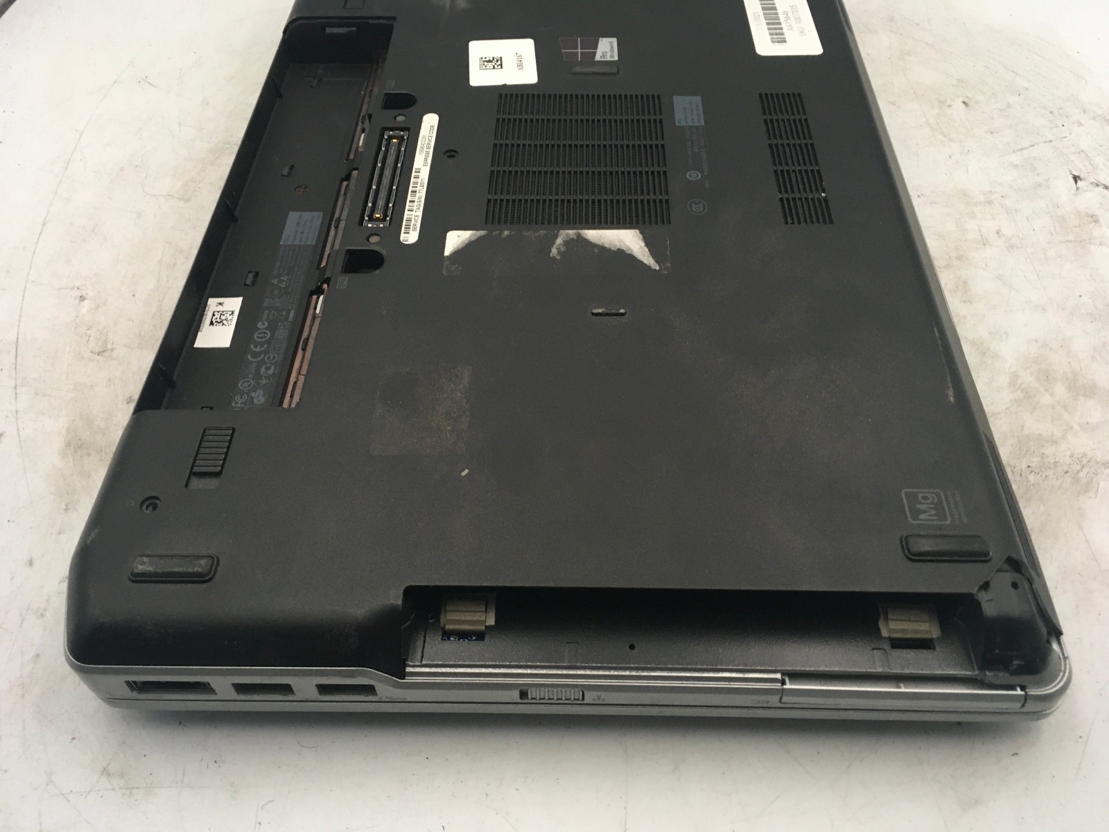 DELL LATITUDE E6430 – FOR PARTS/REPAIR – INTEL I5 3RD GEN – NO RAM -READ DESC-BB