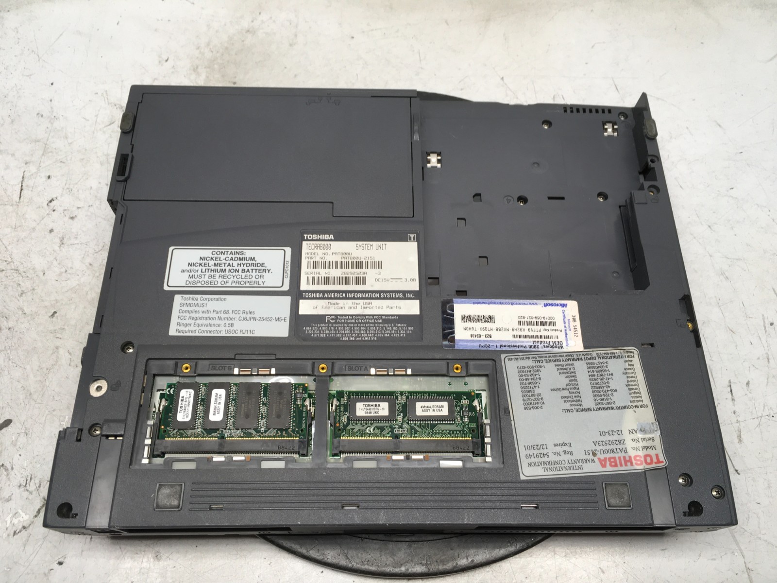 Toshiba Tecra 8000 Intel Pentium II 300MHz 98 MB NO HDD