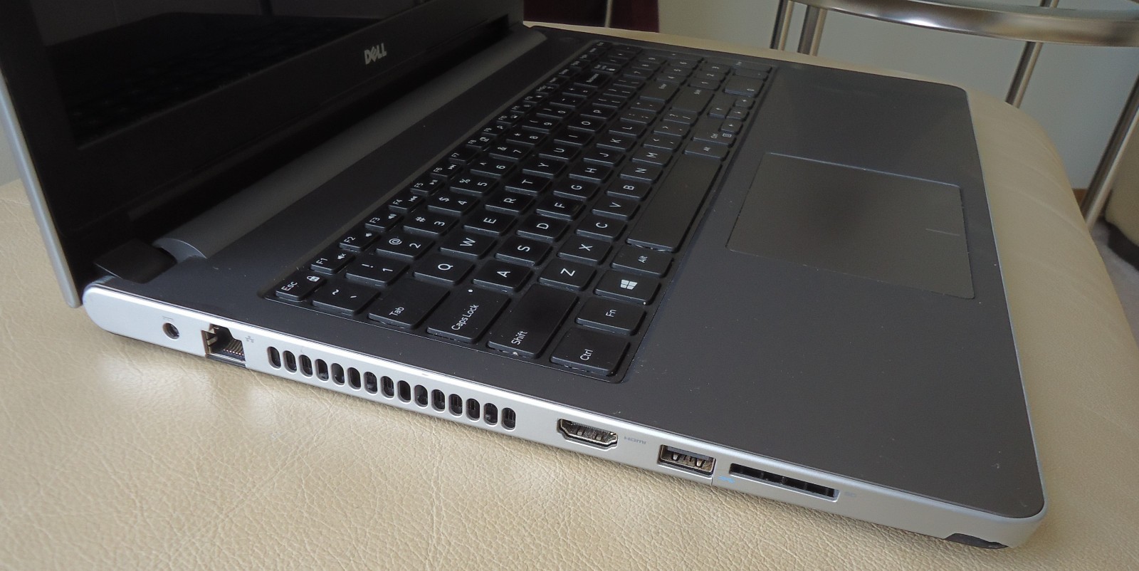 Dell Inspiron 15 5559 15.6″ i5-6200U 2.30GHz 8GB 250GB SSD Windows 11 MS Office