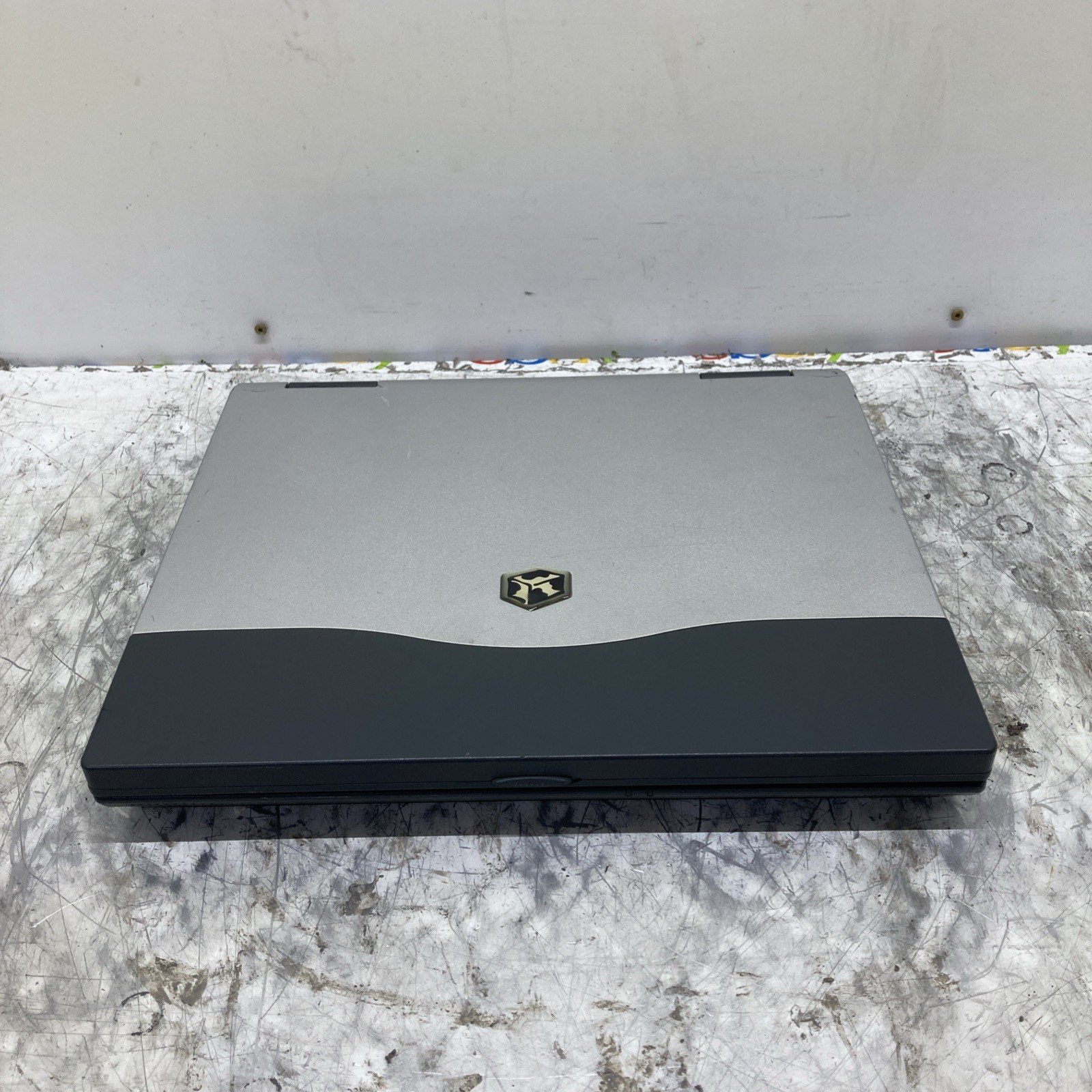 Vintage Gateway Solo 9500 Pentium III 850MHz 128MB no HDD Boot to BIOS