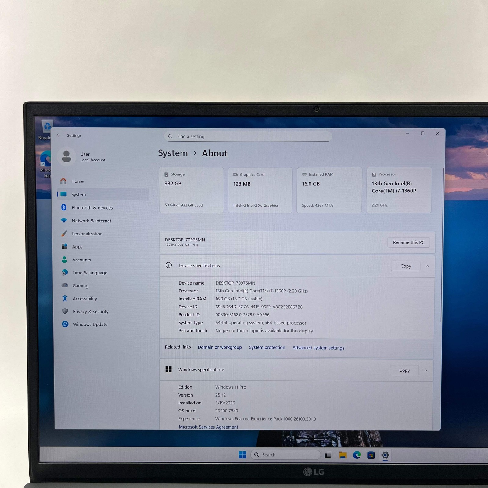 LG Gram 17ZB90R 17″ i7-1360P 2.2GHz 16GB RAM 1TB SSD