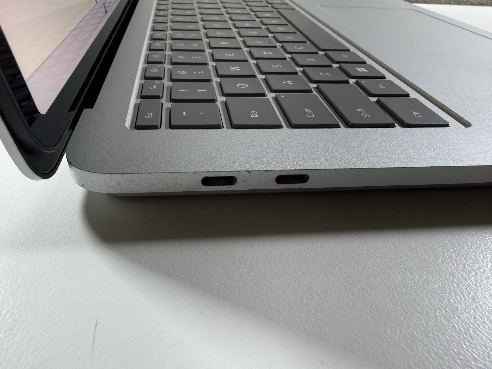 Microsoft Surface Laptop Studio 14 2K TOUCH 3.3GHz i7-11370H 32GB 1TB RTX A2000
