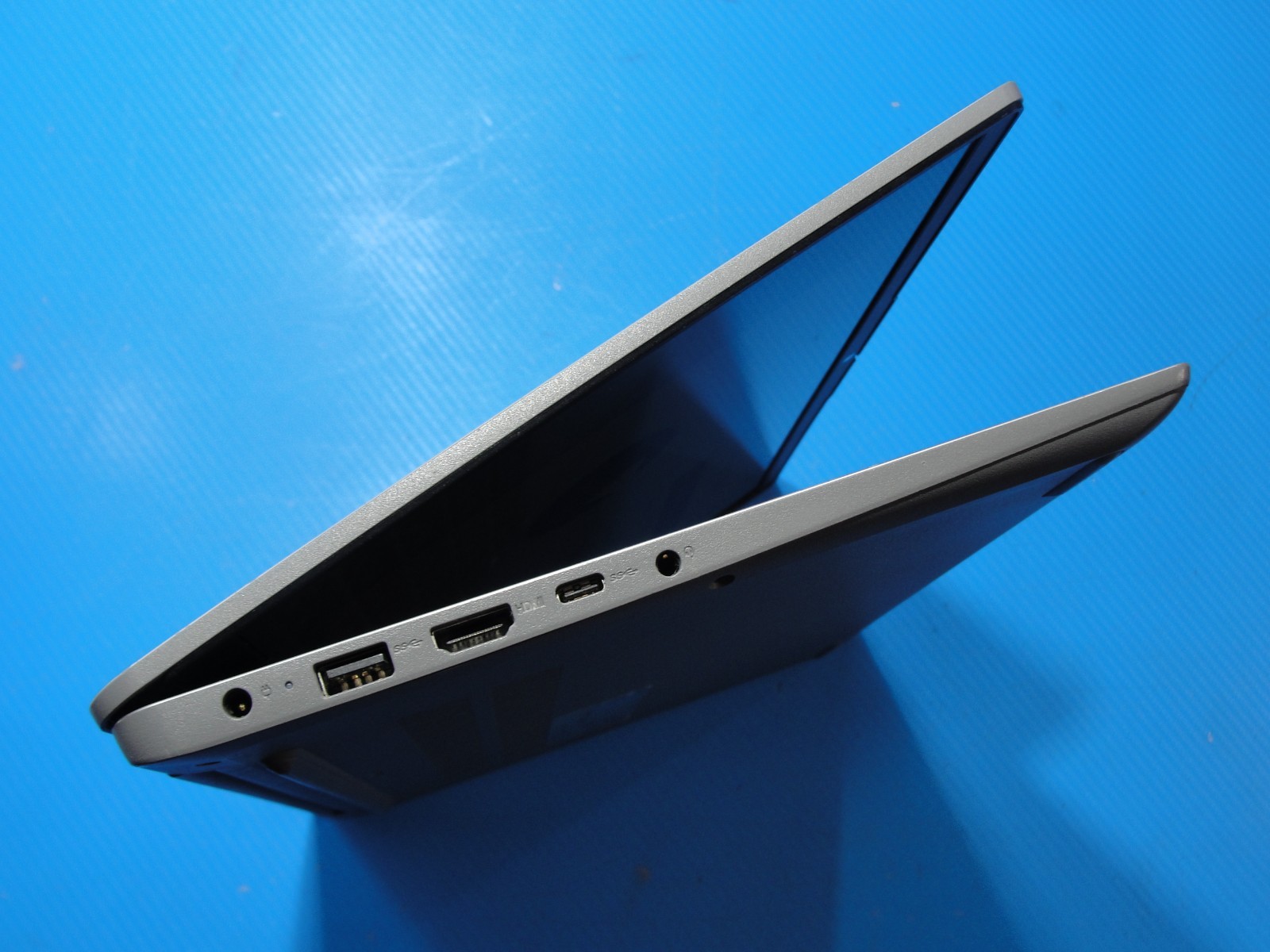 Lenovo IdeaPad 1 14IGL7 14” HD Intel Pentium Silver N5030 1.1GHz 4GB 128GB SSD