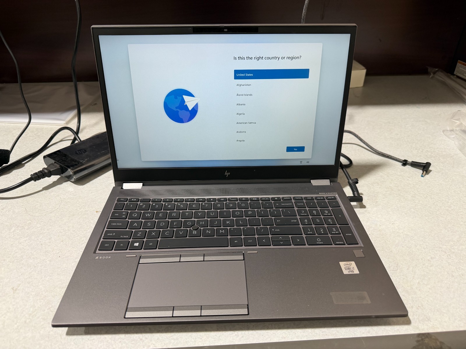 HP ZBook Power Mobile Workstation Laptop PC 15.6″ i7 32GB T2000 Pro *KYBD Loose*