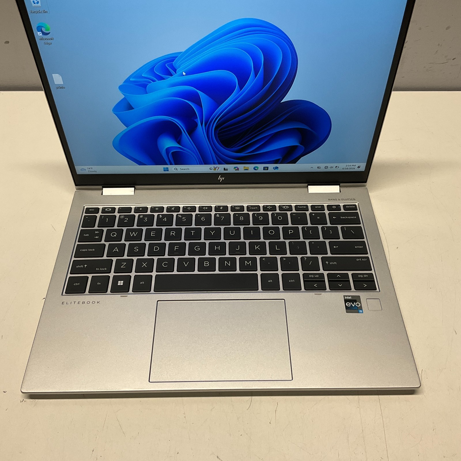 HP Elite x360 830 G10 13.3″ Intel i5-1335U | 16GB RAM 256GB SSD Windows 11 Pro