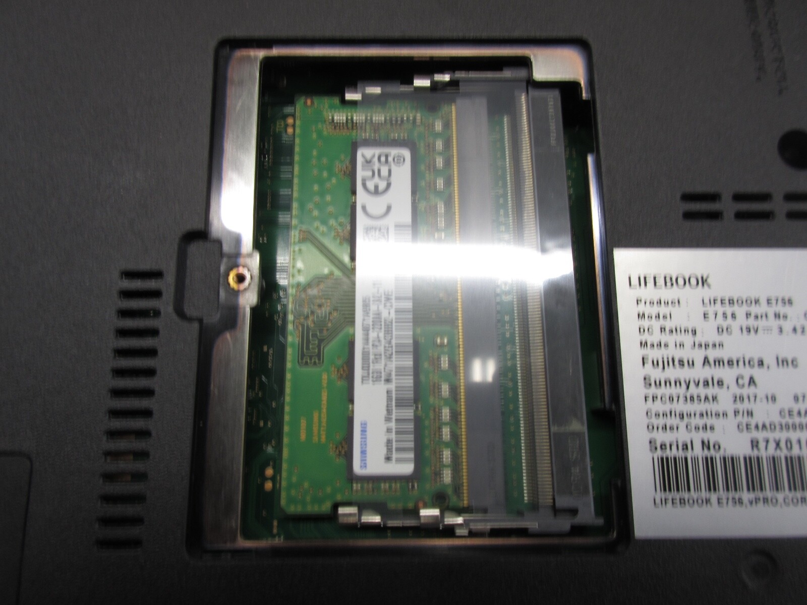 Fujitsu Lifebook E756 Intel Core i5-6300U 2.40GHz 16GB NO HDD No Batt
